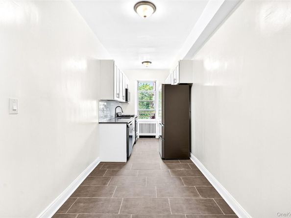 601 Pelham Parkway N 514, Bronx NY 10467
