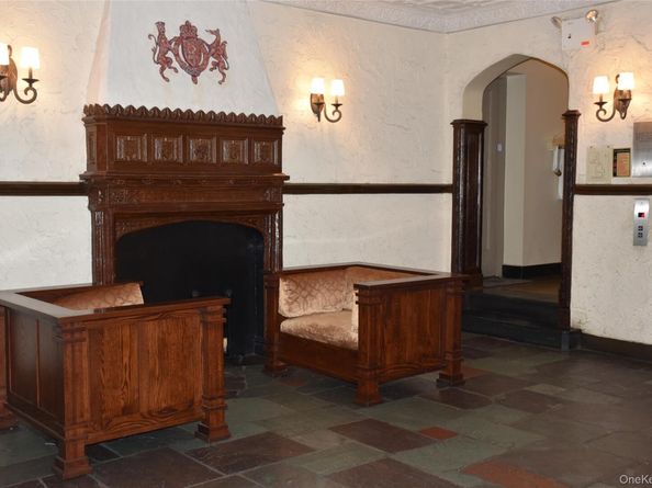 292 Main Street 1D, White Plains NY 10601