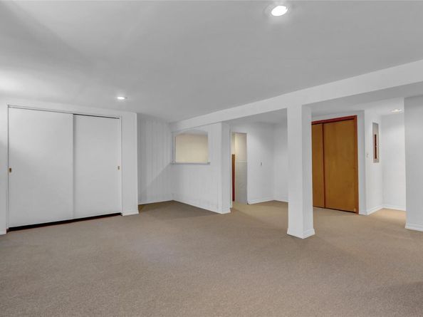142 Kamda Boulevard, New Hyde Park NY 11040