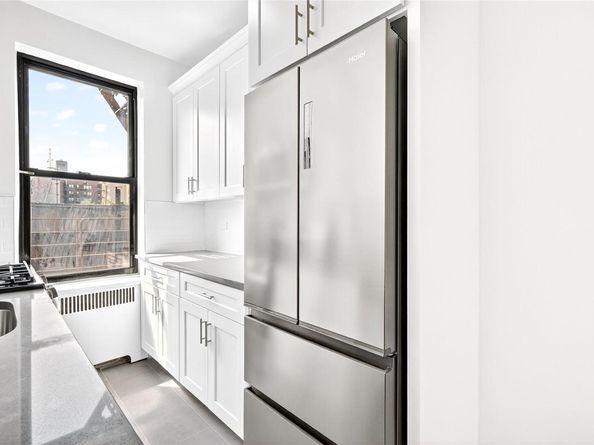 190 E Mosholu Parkway S 4G, Bronx NY 10458