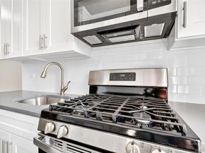 190 E Mosholu Parkway S 4G, Bronx NY 10458