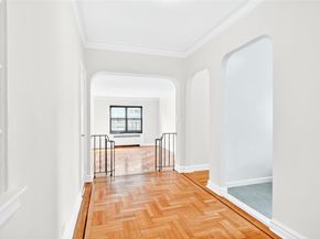 190 E Mosholu Parkway S 4G, Bronx NY 10458