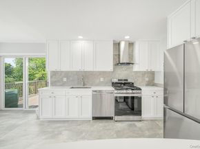 52 North Drive, Manhasset Hills NY 11040