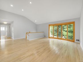 52 North Drive, Manhasset Hills NY 11040