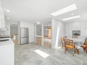 52 North Drive, Manhasset Hills NY 11040