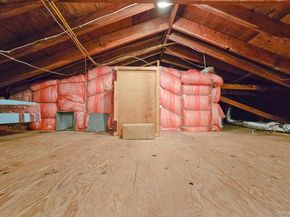 52 North Drive, Manhasset Hills NY 11040