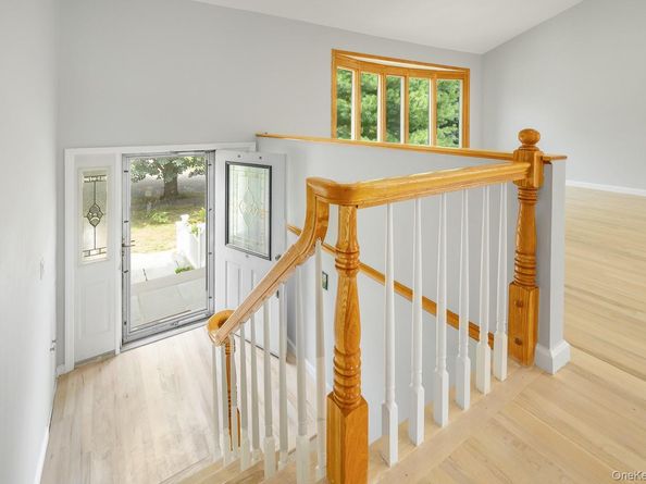 52 North Drive, Manhasset Hills NY 11040