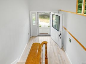 52 North Drive, Manhasset Hills NY 11040