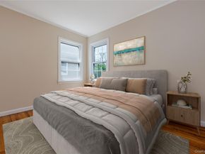 1033 Tulsa Street, Uniondale NY 11553