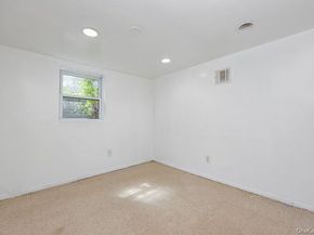 1033 Tulsa Street, Uniondale NY 11553