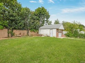 1033 Tulsa Street, Uniondale NY 11553