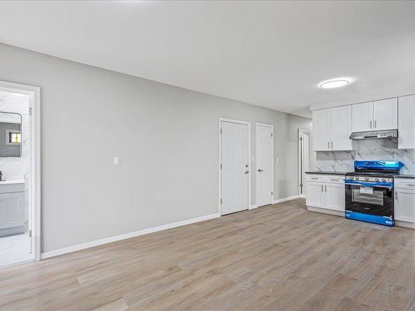 8606 126th Street, Richmond Hill NY 11418