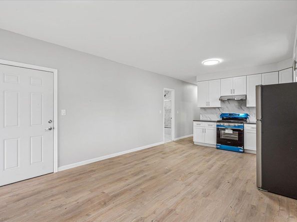 8606 126th Street, Richmond Hill NY 11418