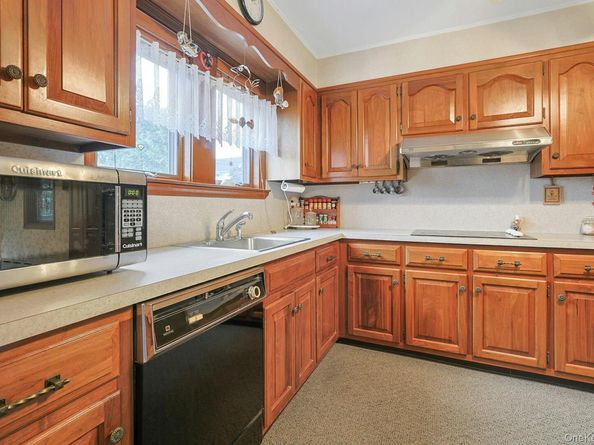 70 Highland Road, Thornwood NY 10594