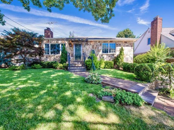 1641 Falmouth Avenue, New Hyde Park NY 11040