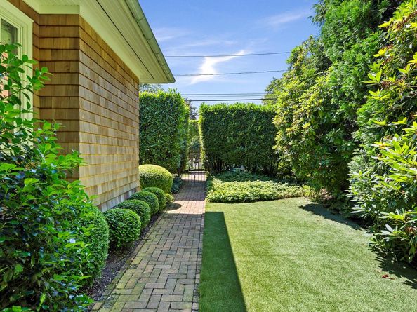 16 Miller Lane, East Hampton NY 11937