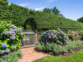16 Miller Lane, East Hampton NY 11937