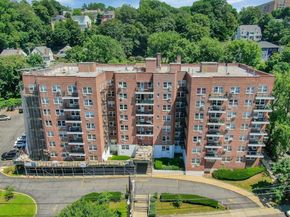 440 Warburton Avenue 6F, Yonkers NY 10701