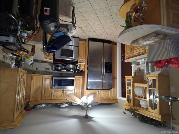 153 Cocoanut Street, Brentwood NY 11717