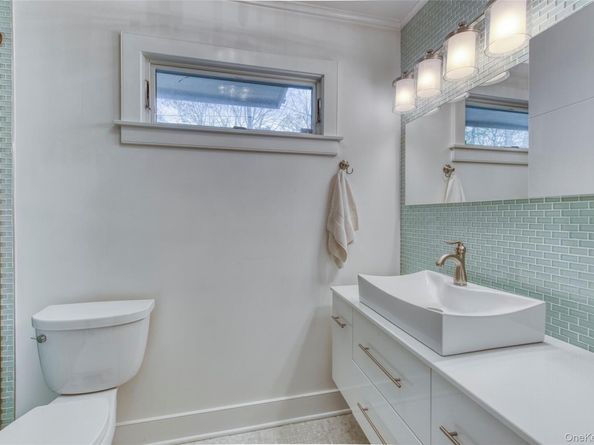 94 Hands Creek Road, East Hampton NY 11937