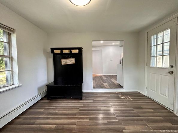 262 Avenue C, Ronkonkoma NY 11779
