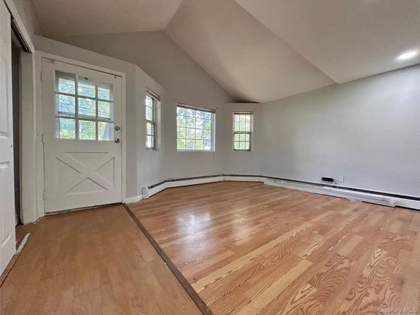262 Avenue C, Ronkonkoma NY 11779