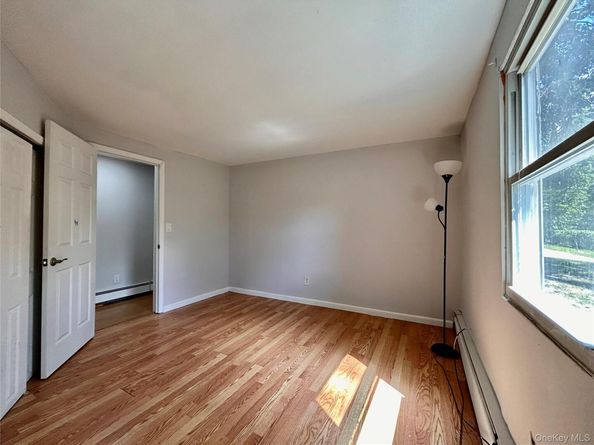 262 Avenue C, Ronkonkoma NY 11779