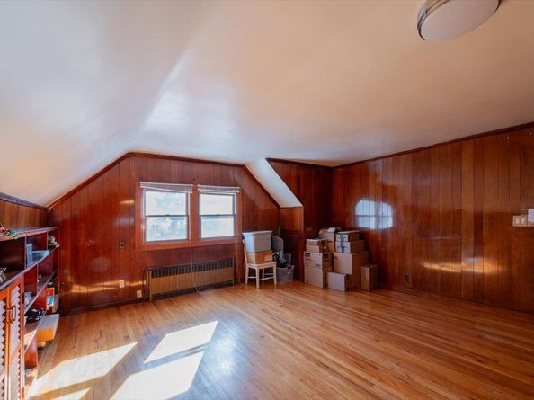 19611 Pompeii Avenue, Hollis NY 11423