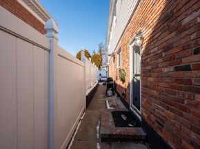 19611 Pompeii Avenue, Hollis NY 11423