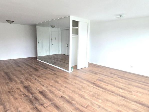 164-20 Highland Avenue 7S, Jamaica Hills NY 11432