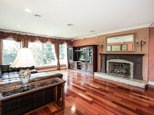19 Marietta Road, Glen Cove NY 11542