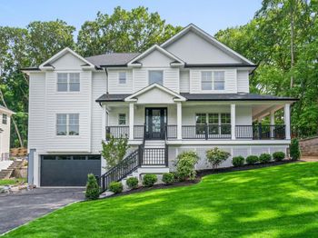 32 Middleville Road