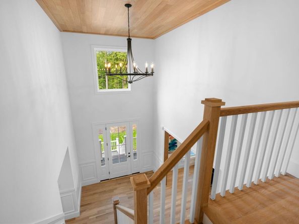 32 Middleville Road 2, Northport NY 11768
