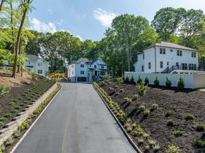32 Middleville Road 2, Northport NY 11768