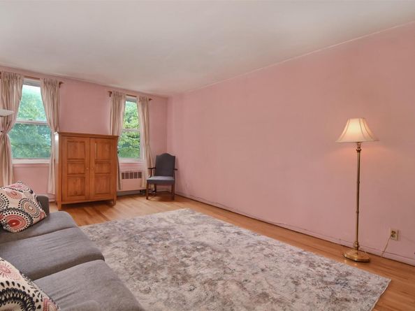 1 Georgia Avenue 3E, Bronxville NY 10708