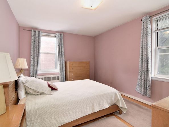 1 Georgia Avenue 3E, Bronxville NY 10708