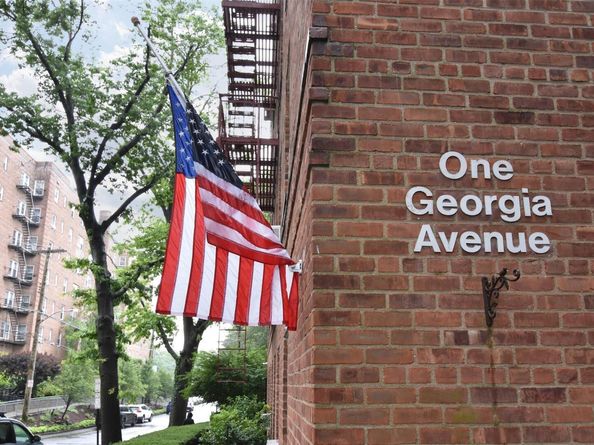 1 Georgia Avenue 3E, Bronxville NY 10708