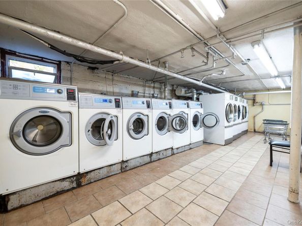 77-04 141st Street 67F, Flushing NY 11367