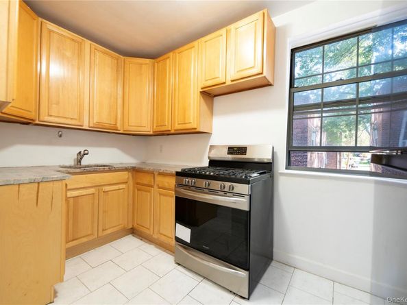 77-04 141st Street 67F, Flushing NY 11367