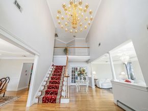 3 Kohlsaat Court, Smithtown NY 11787