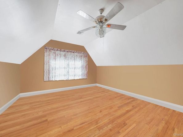 3 Kohlsaat Court, Smithtown NY 11787