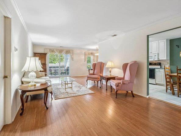 914 Fenway Road, Saint James NY 11780