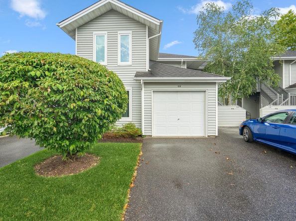 914 Fenway Road, Saint James NY 11780