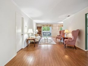 914 Fenway Road, Saint James NY 11780