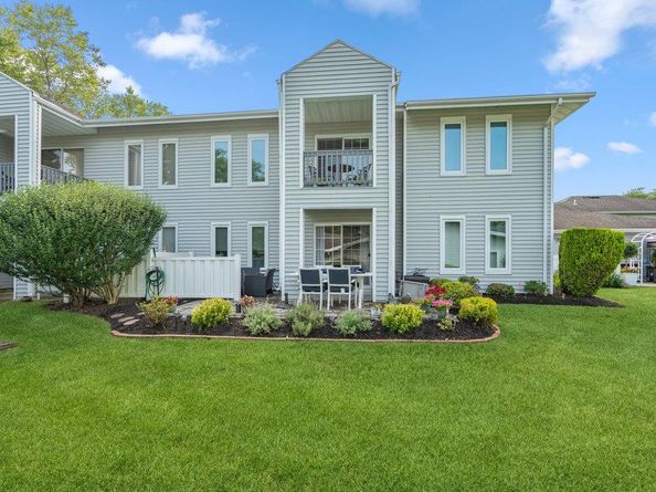 914 Fenway Road, Saint James NY 11780
