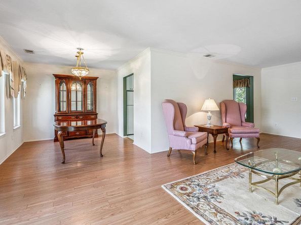 914 Fenway Road, Saint James NY 11780