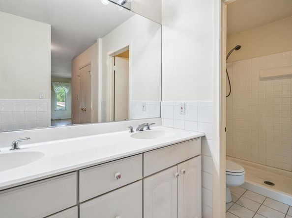 914 Fenway Road, Saint James NY 11780