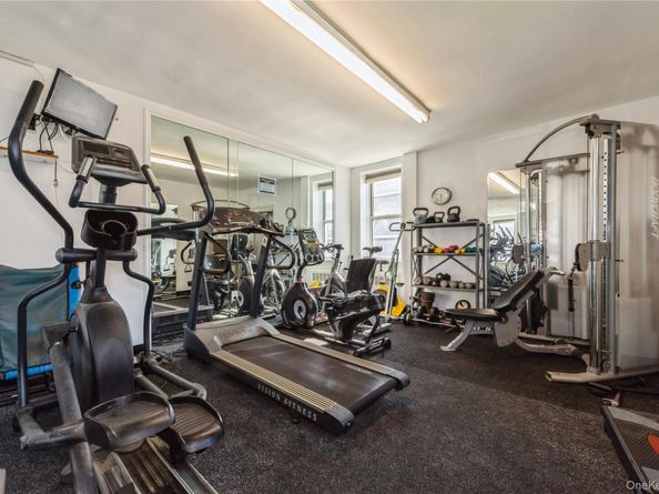 855 E. Broadway 2D1, Long Beach NY 11561