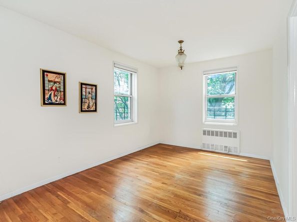 679 W 239th Street W 3J, Bronx NY 10463