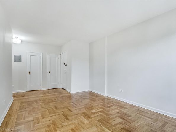 48-55 43 Street 4H, Woodside NY 11377